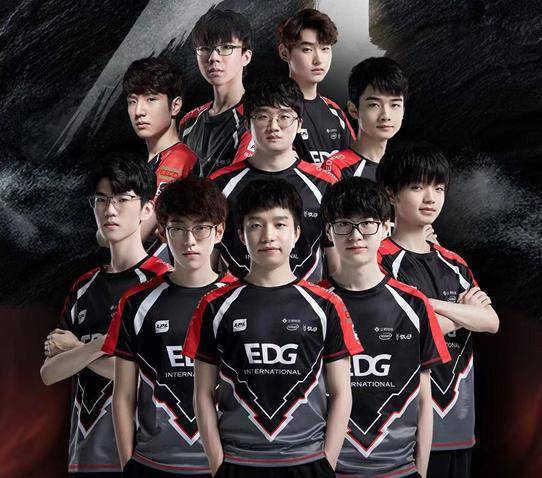 队在整体战 队在整体战