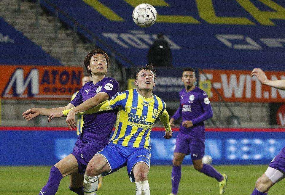 力依然处在 力依然处在